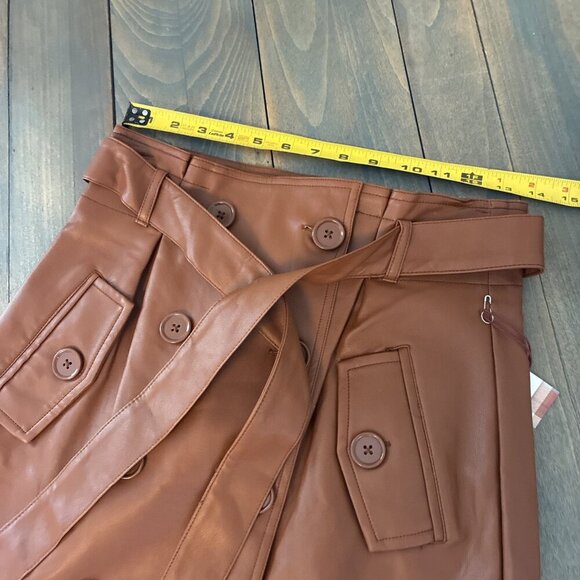NWT Forever 21 Faux Leather Classic Heroine Collection Brown Skirt - Size M (X8) - Picture 7 of 8
